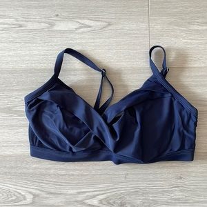 Athleta swim, Twist Up Bikini Top, 36D/DD, Navy